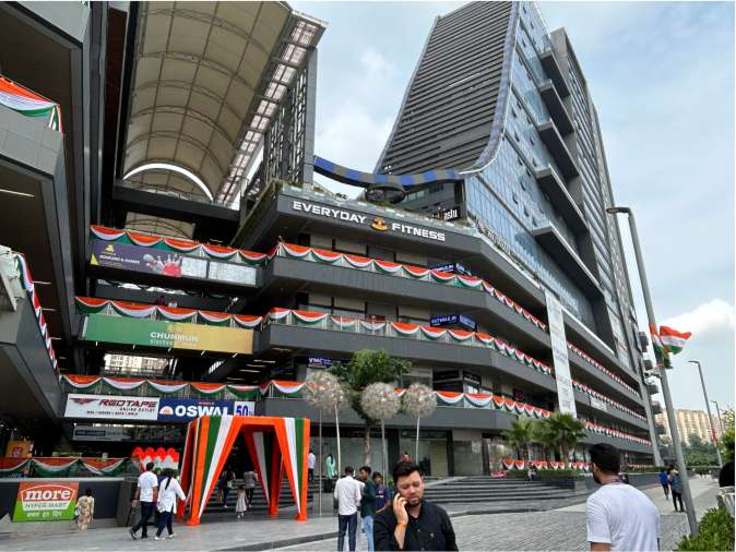 Galaxy Blue Sapphire Plaza