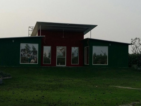 Farm House in Noida